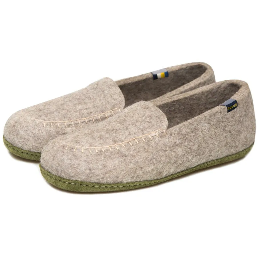 Mocassin slippers